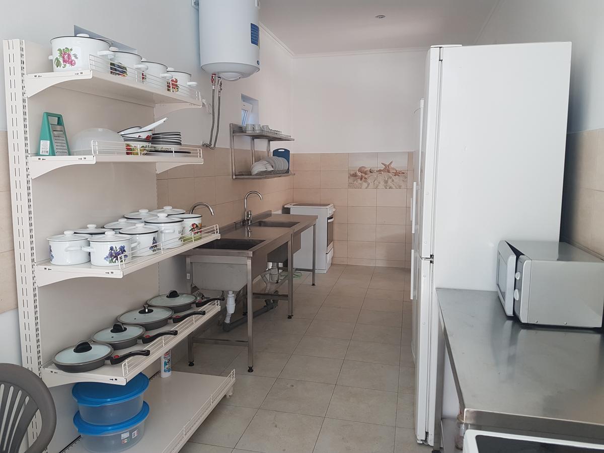 切尔诺莫斯克 Aleksandriya酒店 外观 照片